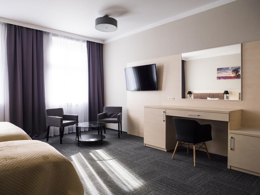 Aparthotel Centrum Gliwicka 18 Bytom Dış mekan fotoğraf